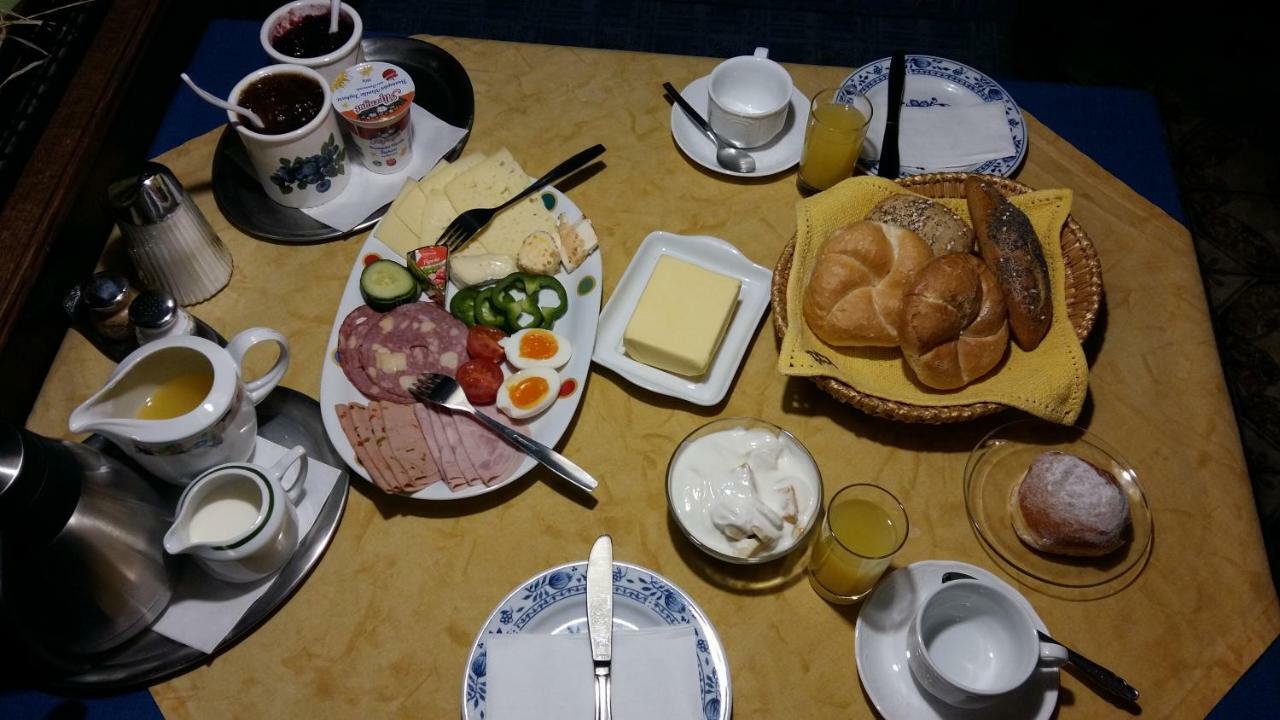 Hotel/Pension Rosengarten Franking Bagian luar foto